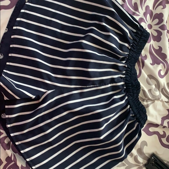 Reversible navy blue shorts - Picture 2 of 2